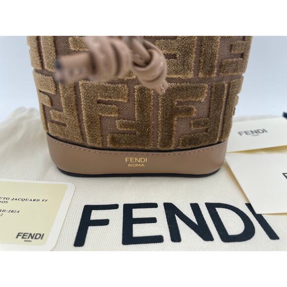 NEW FENDI MON TRESOR VELVET LEATHER BUCKET SHOULDER BAG PURSE AUTHENTIC! - Picture 8 of 11